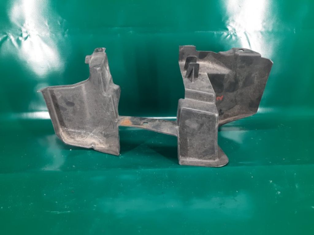 TD11-56-251D | Дефлектор радиатора прав. MAZDA CX-9 06-16 - Фото 3