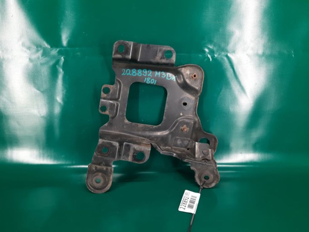 BP4S-56-03YD | Полка аккумулятора MAZDA 3 BK 03-08 - Фото 2