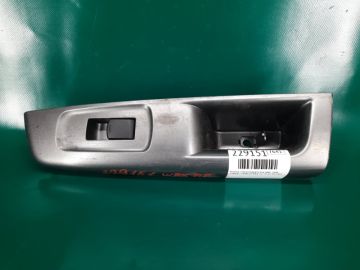 Кнопка склопідіймача задн. прав. SUBARU IMPREZA WRX 10-14 GH