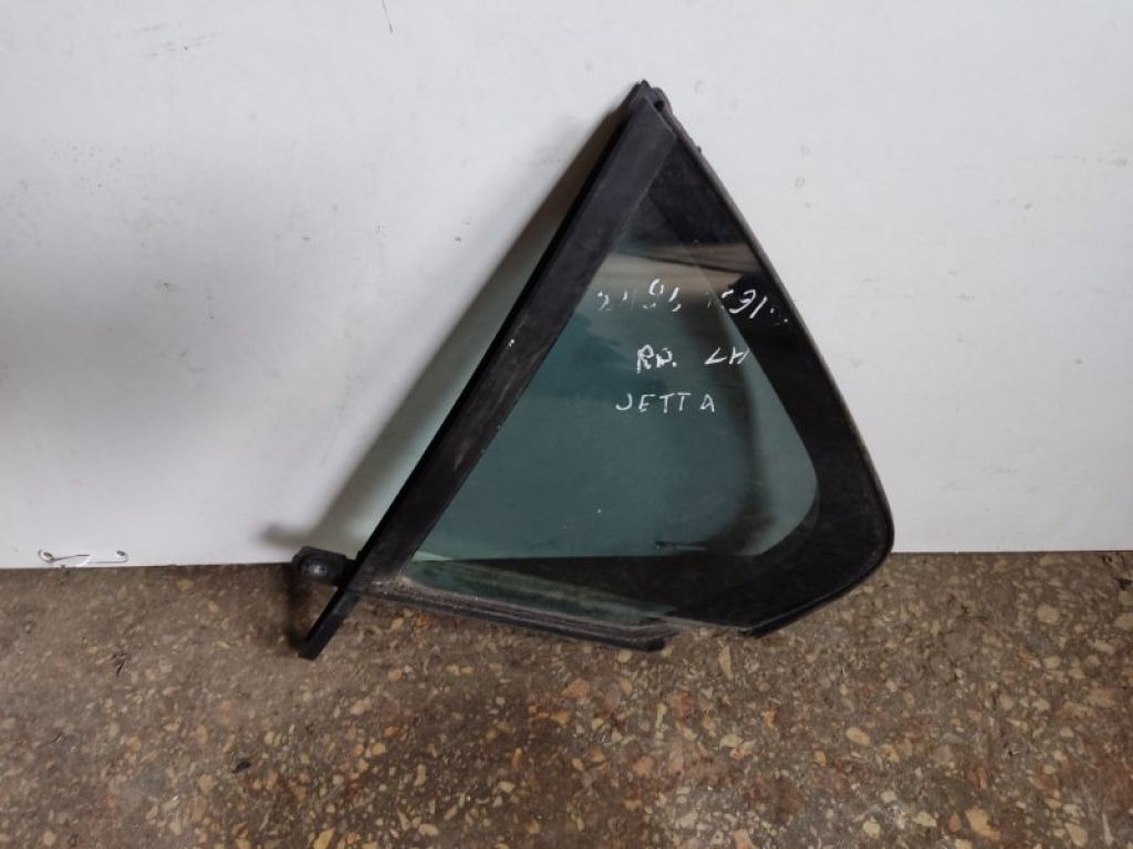 5C6 845 213 | Стекло двери глухое задн. лев. VOLKSWAGEN JETTA USA 10-17