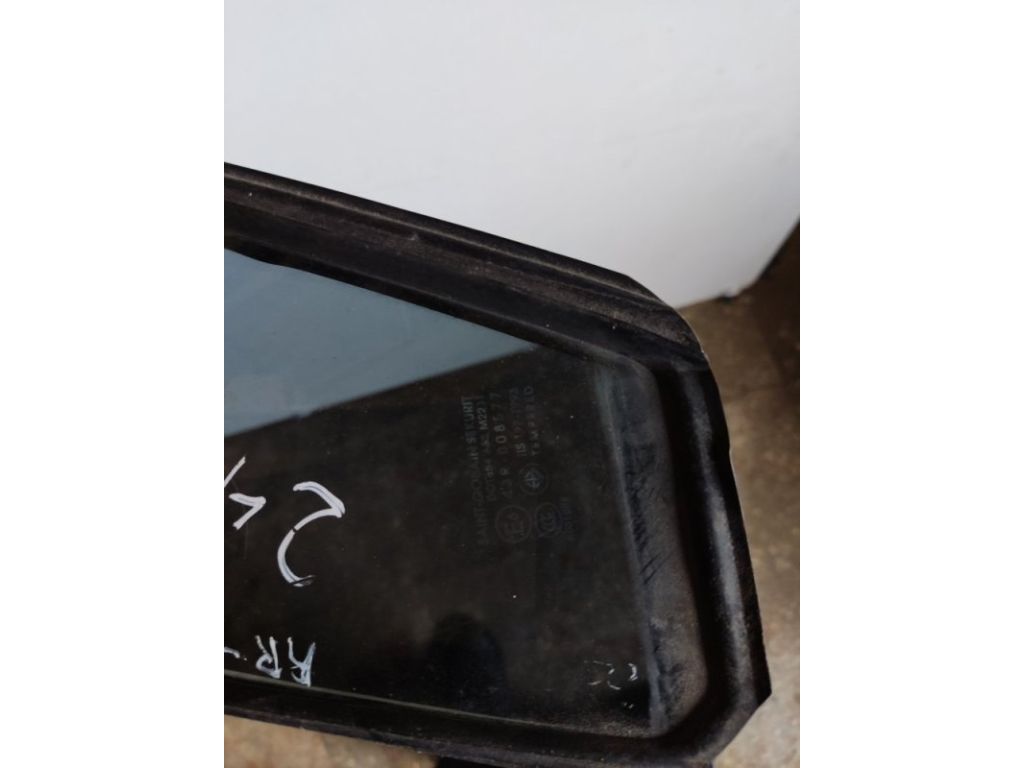 BN8V-73-661A | Скло дверей глухе задн. лів. MAZDA 3 BK 03-08 - Фото 2