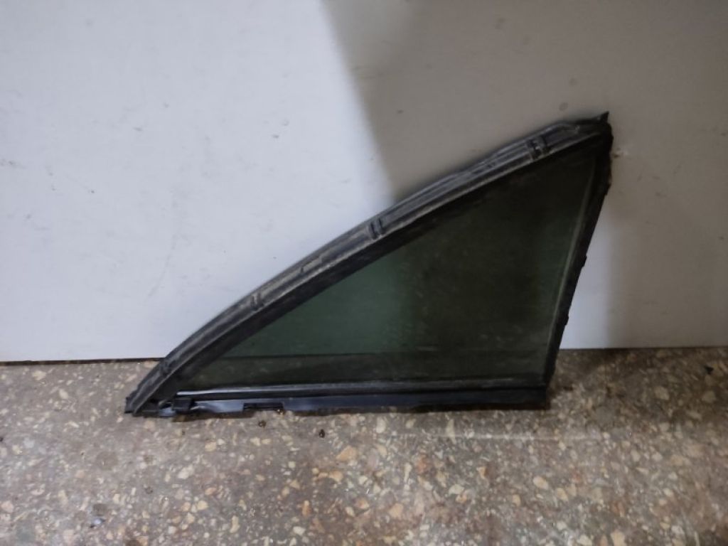 68124-33060 | Скло дверей глухе задн. лів. TOYOTA CAMRY 40 06-11 - Фото 3