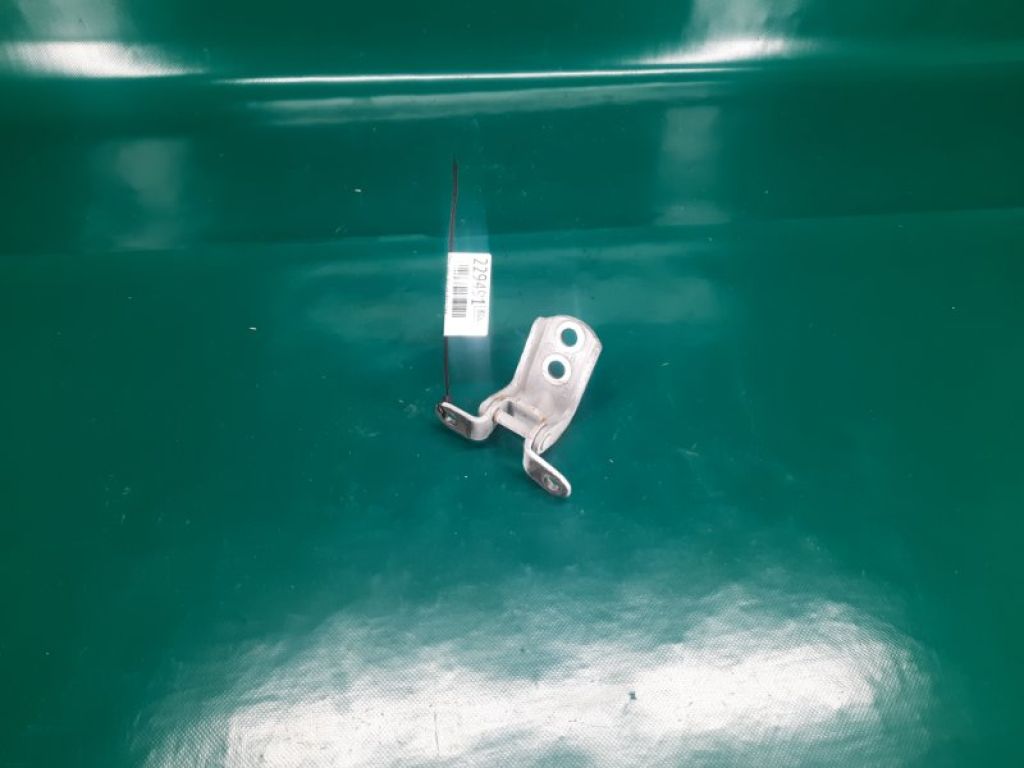 80400-AX000 | Петля двері верхня передн. прав. NISSAN NV200 USA 13-