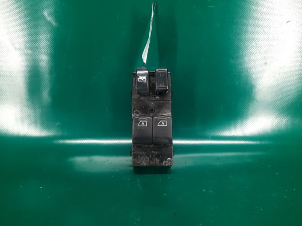 25401-3LM0B | Блок управления стеклоподъемниками передн. лев. NISSAN NV200 USA 13-
