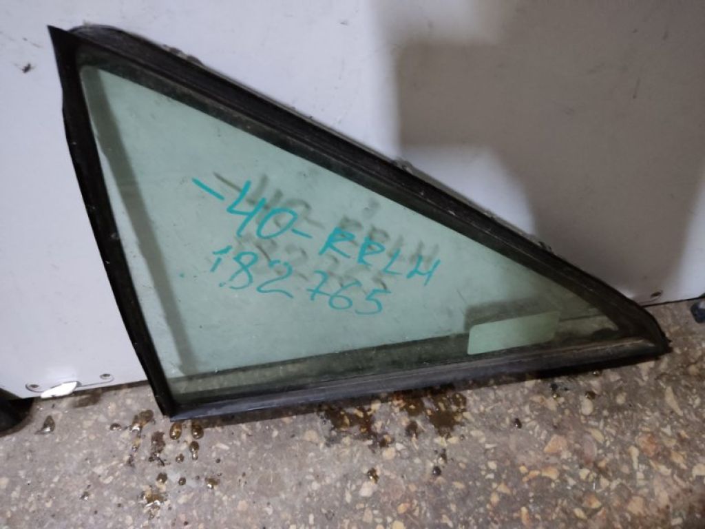 68124-06050 | Стекло двери глухое задн. лев. TOYOTA CAMRY 40 06-11