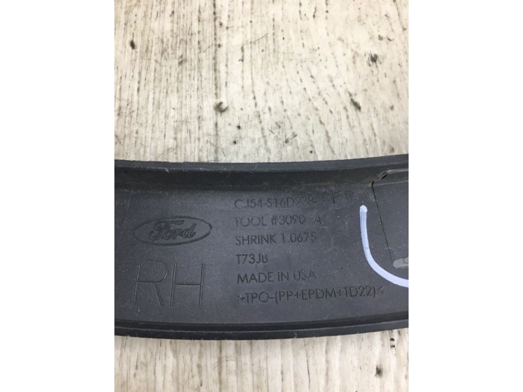 CJ5Z-16268-BA | Накладка крила (розширювач арки) передн. прав. FORD ESCAPE 12-19 - Фото 7