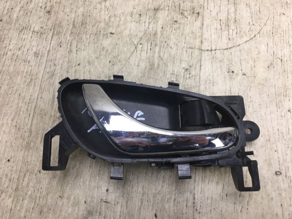 80670-4BA0A | Ручка дверей внутрішня передн. прав. NISSAN X-TRAIL/ROGUE T32 13-20