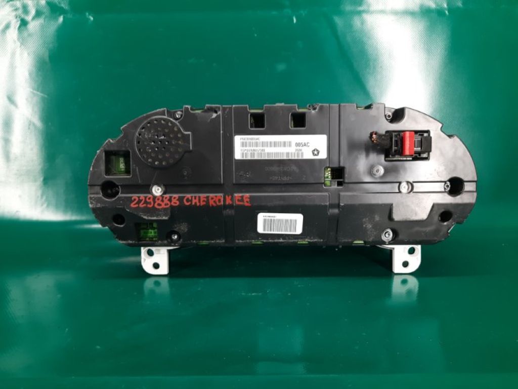 68309005AB | Панель приладів JEEP CHEROKEE 14- - Фото 2