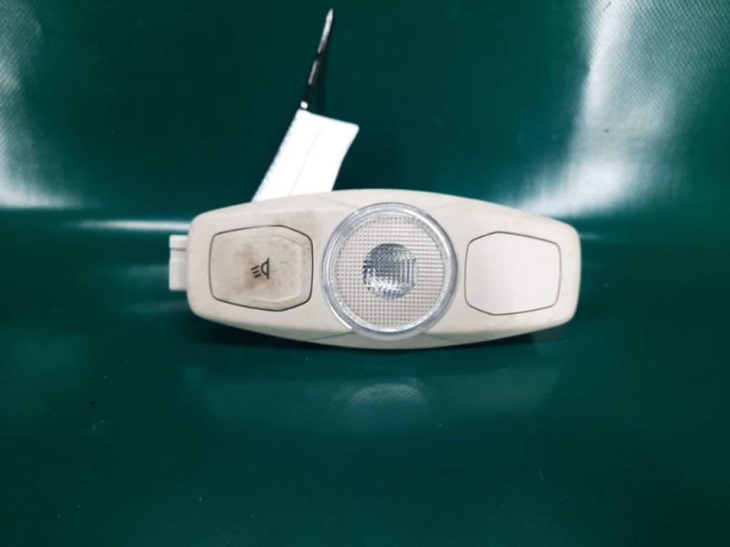 AM5Z-13776-HE | Плафон салону передн. прав. FORD FOCUS 10-18