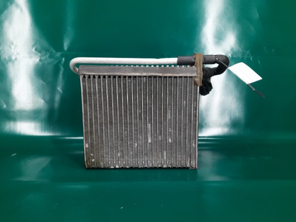 CV6Z-19850-B | Испаритель кондиционера FORD FOCUS 10-18