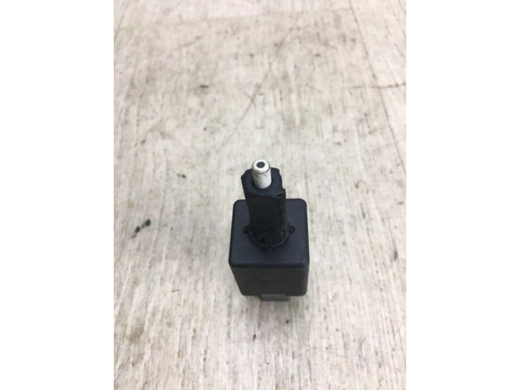 93810-3S700 | Датчик KIA FORTE YD 12- - Фото 3