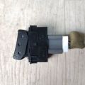 25500-3TA1A | Кнопка обогрева сидений передн. прав. NISSAN PATHFINDER R52 12-21 - Превью 2