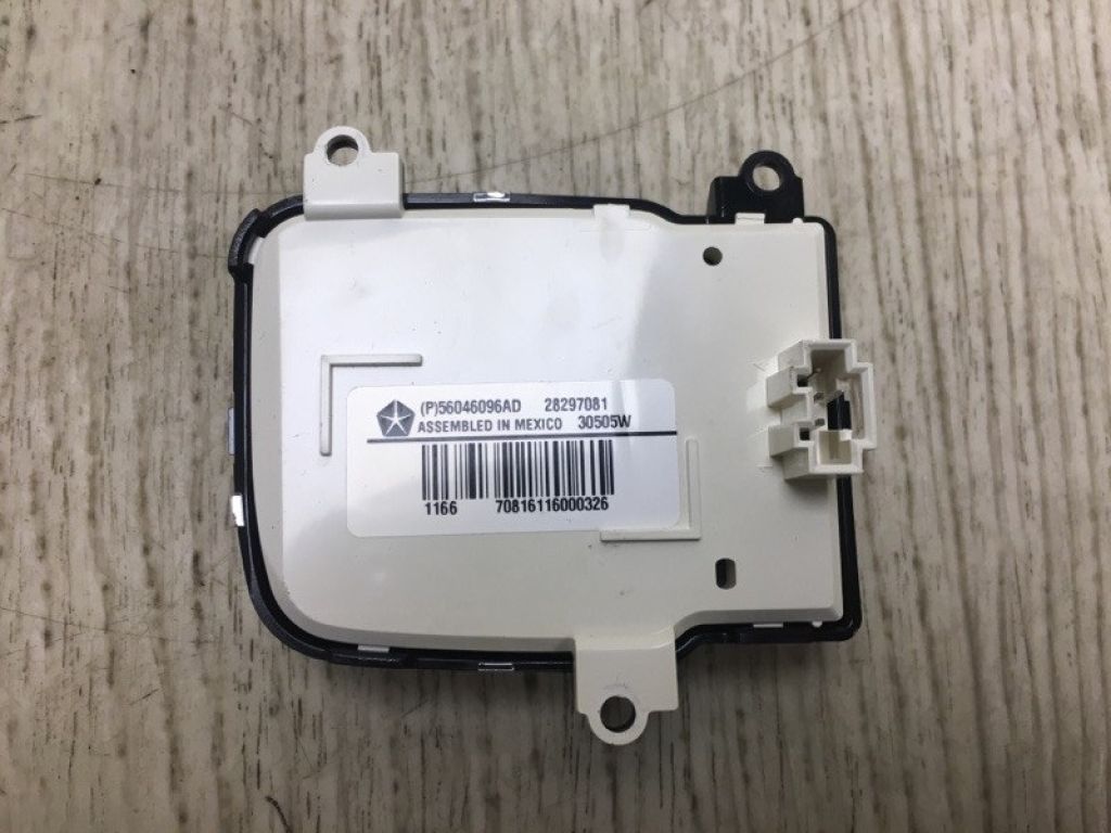 56046096AD | Кнопки на руль лев. JEEP COMPASS 06-16 - Фото 2