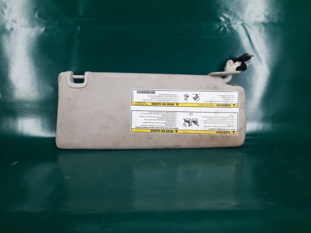 1UB77HDAAH | Козирок сонцезахисний лів. JEEP CHEROKEE 14-