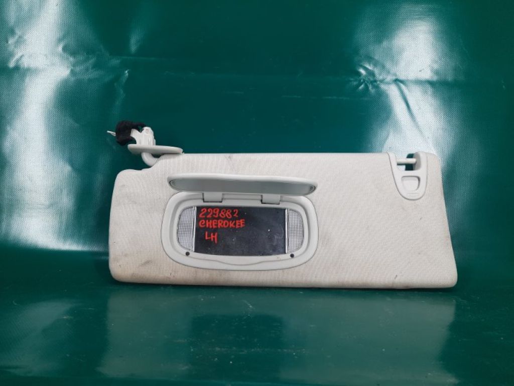 1UB77HDAAH | Козирок сонцезахисний лів. JEEP CHEROKEE 14- - Фото 3