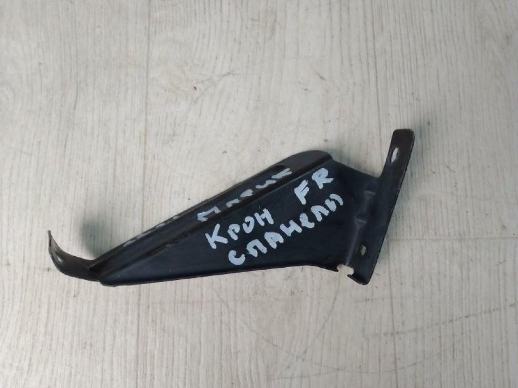 62292-3KA0A | Кронштейн кріплення передньої панелі NISSAN PATHFINDER R52 12-21