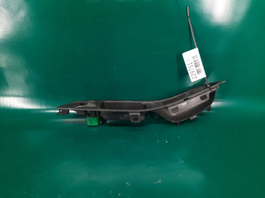 BM5Z-14529-A | Кнопка стеклоподъемника передн. прав. FORD FOCUS 10-18