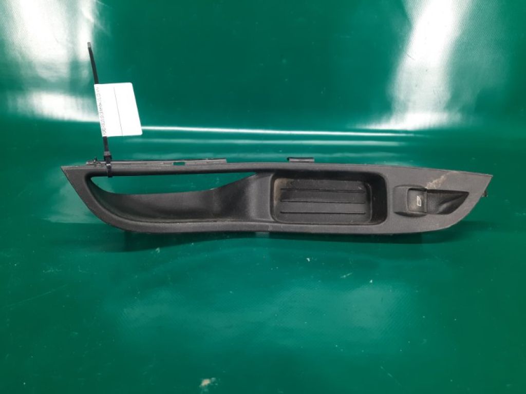 BM5Z-14529-A | Кнопка стеклоподъемника передн. прав. FORD FOCUS 10-18 - Фото 4