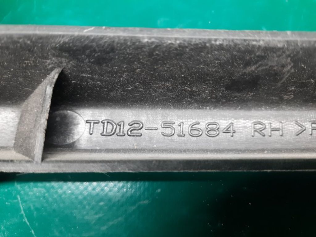 TD12-51-684C | Кронштейн противотуманной фары передн. прав. MAZDA CX-9 06-16 - Фото 5