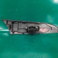 B32H-66-370 | Кнопка склопідіймача передн. прав. MAZDA 3 BK 03-08 - Прев'ю 2