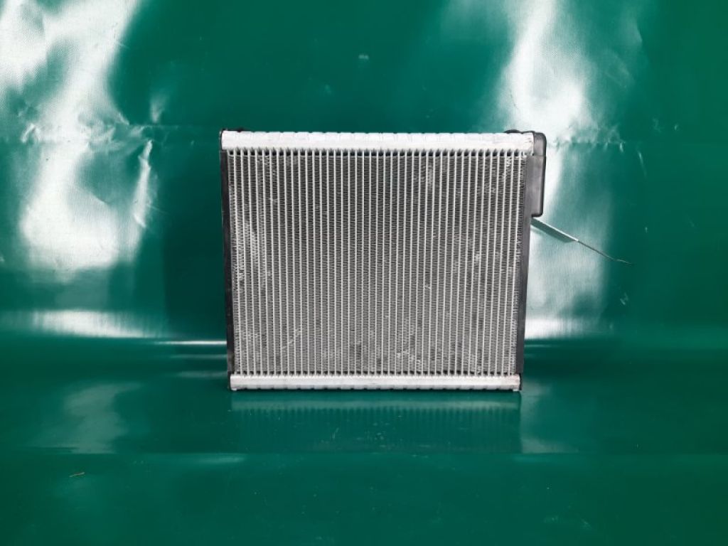 27235-5DF0B | Випарник кондиціонера INFINITI QX30 16-20