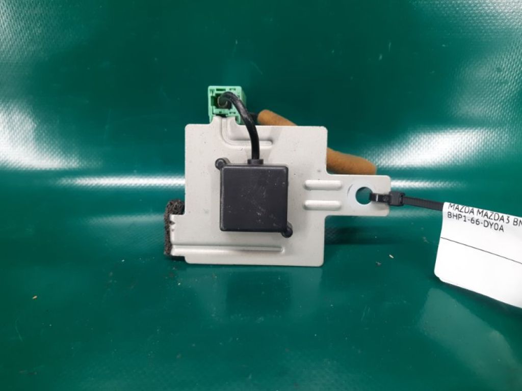 BHP1-66-DY0A | Антена MAZDA 3 BM 13-19 - Фото 3