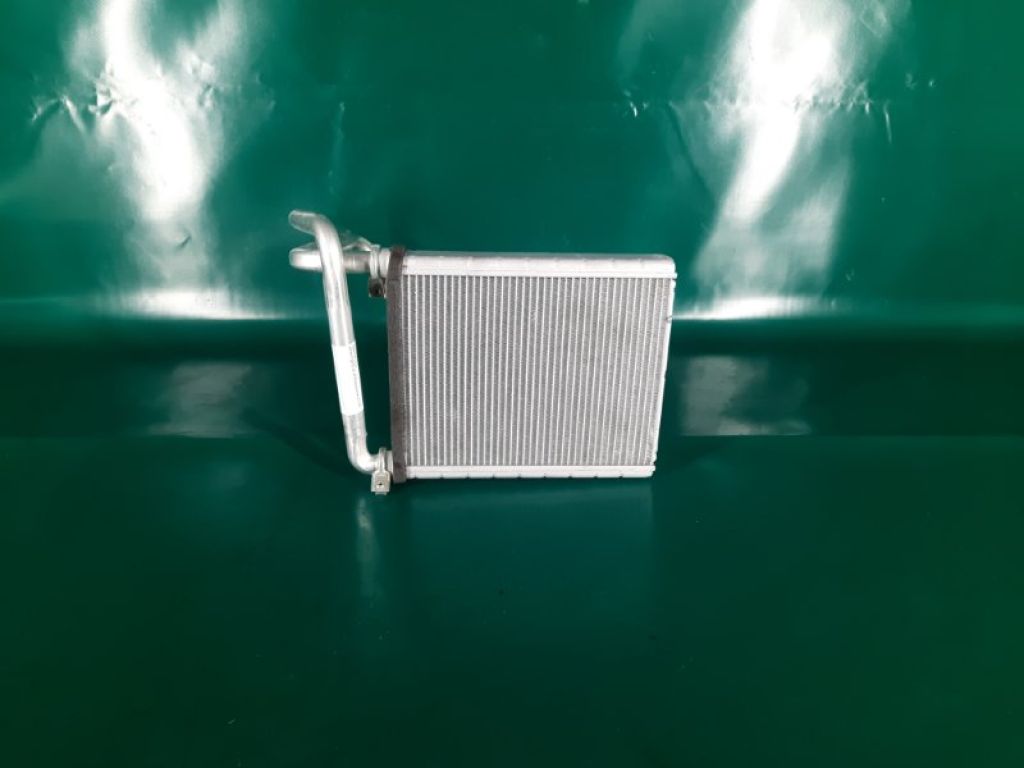 27110-5DA0A | Радіатор пічки INFINITI QX30 16-20