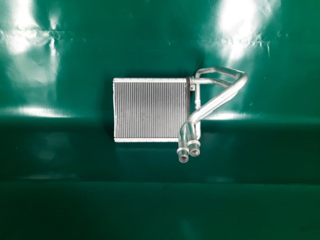 27110-5DA0A | Радіатор пічки INFINITI QX30 16-20 - Фото 3