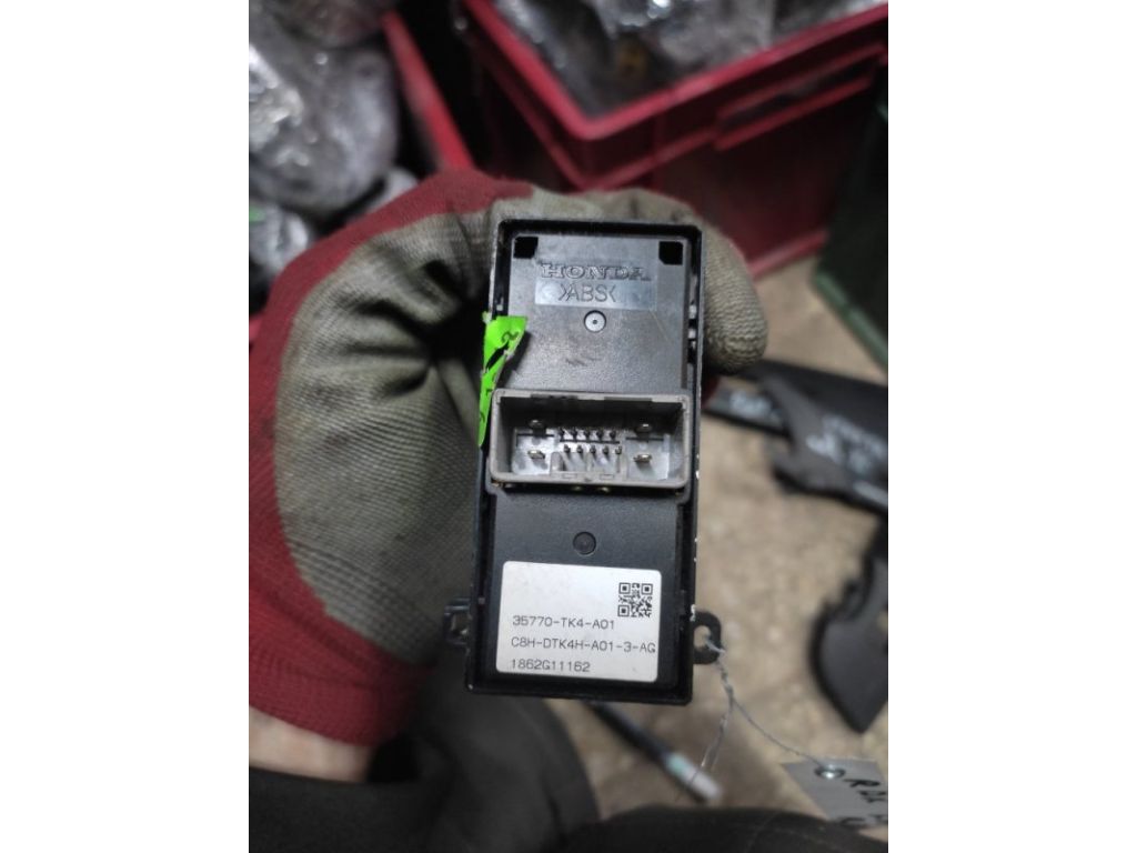 35770-TK4-A01 | Кнопка стеклоподъемника ACURA RDX 12-19 - Фото 2