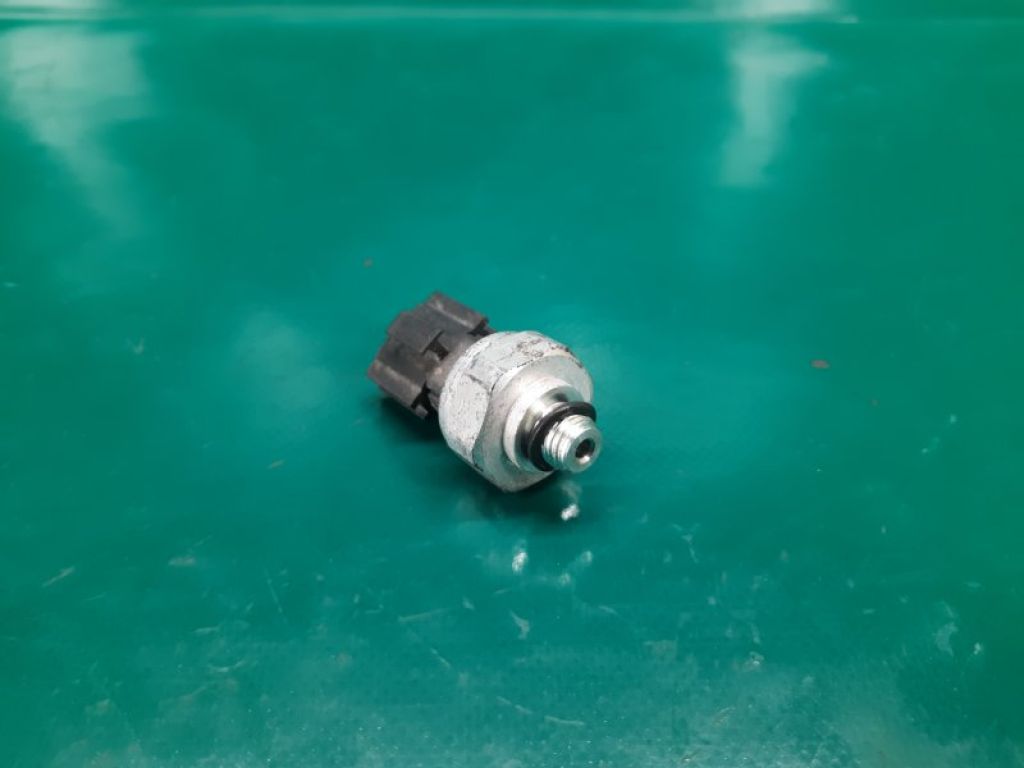 97721-3K000 | Датчик тиску кондиціонера HYUNDAI ELANTRA MD 10-15