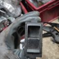 84810-0E020 | Кнопка склопідіймача задн. LEXUS RX350/450 09-15