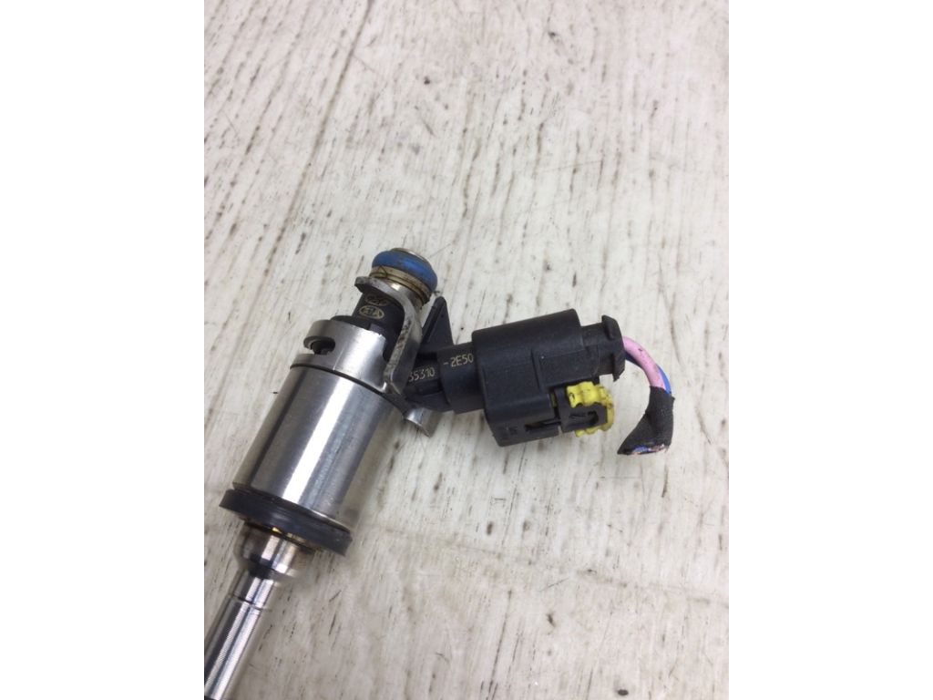 35310-2E500 | Форсунка паливна KIA FORTE YD 12- - Фото 2