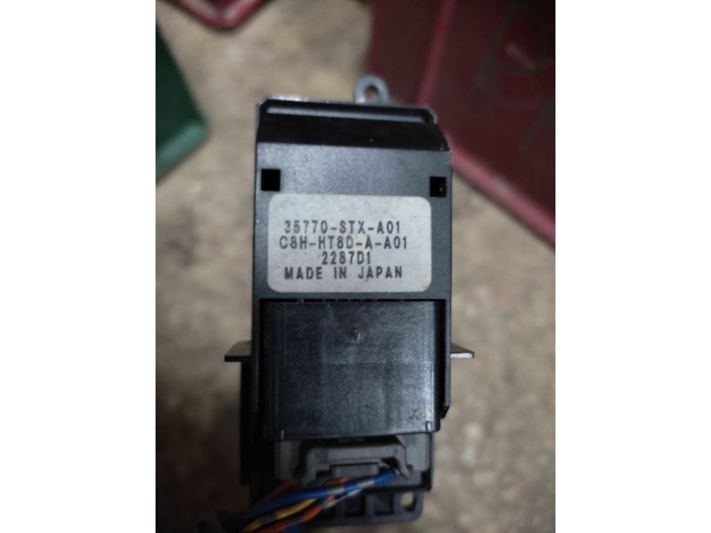 35770-STX-A01ZA | Кнопка стеклоподъемника задн. прав. ACURA MDX (YD2) 06-13 - Фото 3