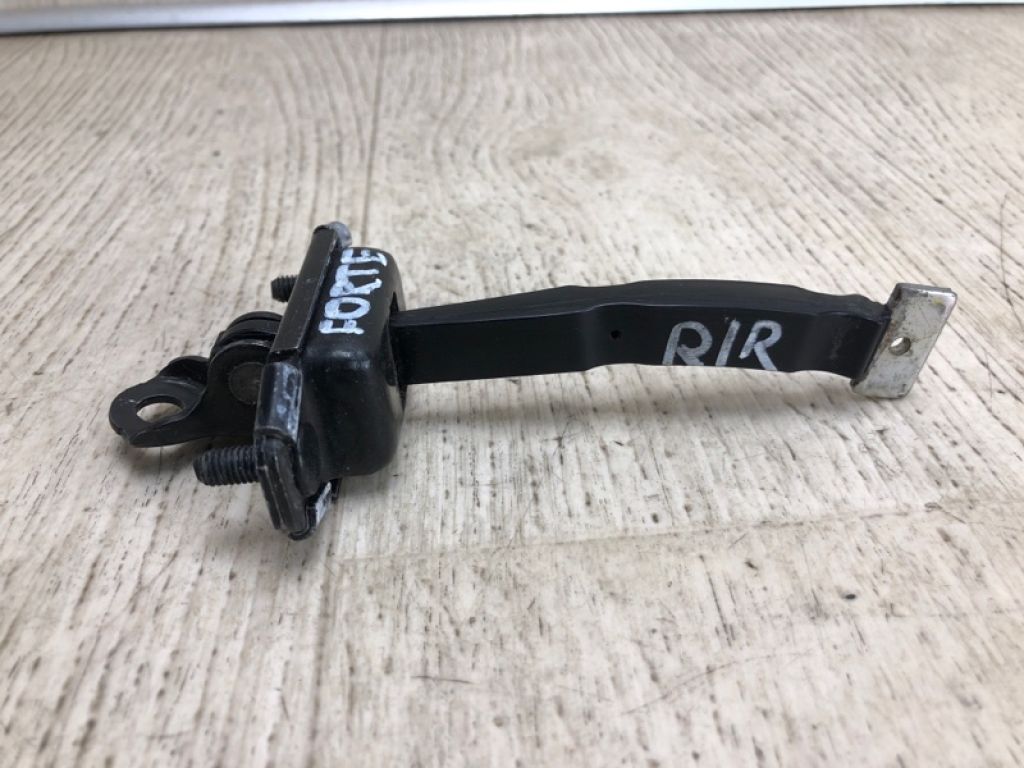 79490-A7000 | Обмежувач дверей задн. прав. KIA FORTE YD 12-