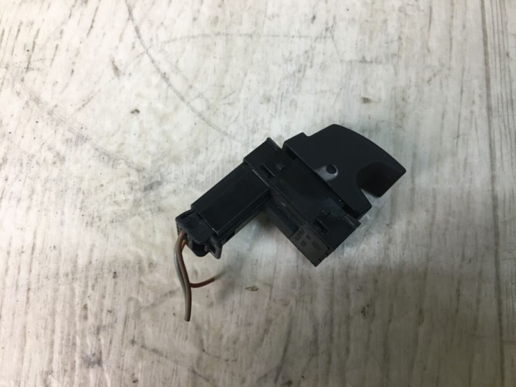 7L6 959 855 B | Кнопка стеклоподъемника задн. VOLKSWAGEN JETTA USA 10-17 - Фото 2