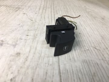 Кнопка стеклоподъемника задн. VOLKSWAGEN JETTA USA 10-17