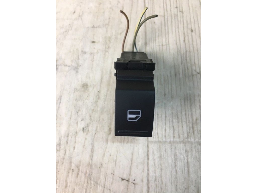 7L6 959 855 B | Кнопка стеклоподъемника задн. VOLKSWAGEN JETTA USA 10-17 - Фото 2