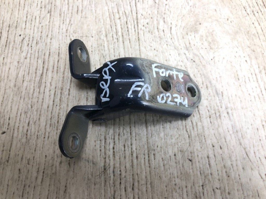 79320-2E000 | Петля двері верхня передн. прав. KIA FORTE YD 12-