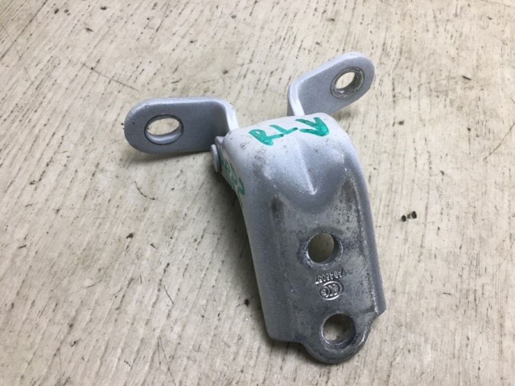 79310-2E000 | Петля двери нижняя задн. лев. HYUNDAI SONATA LF 2014-