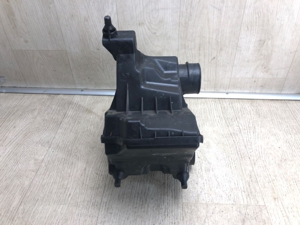16500-3LM0A | Корпус воздушного фильтра NISSAN NV200 USA 13- - Фото 3