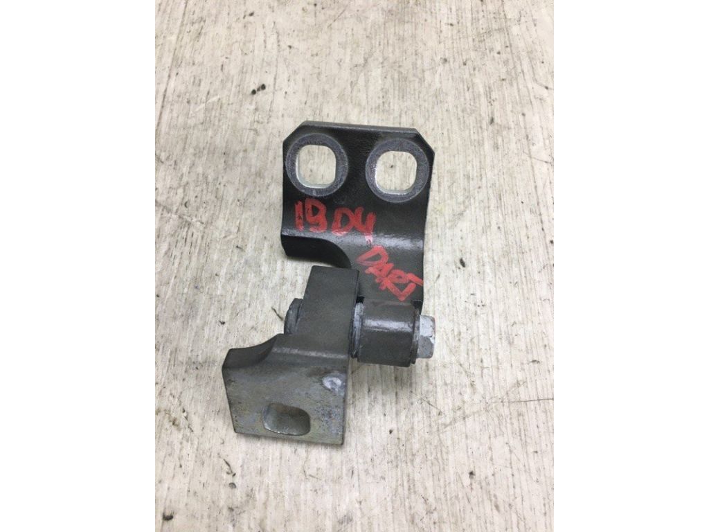 68082432AE | Петля двери верхняя передн. прав. DODGE DART 12-16 - Фото 3