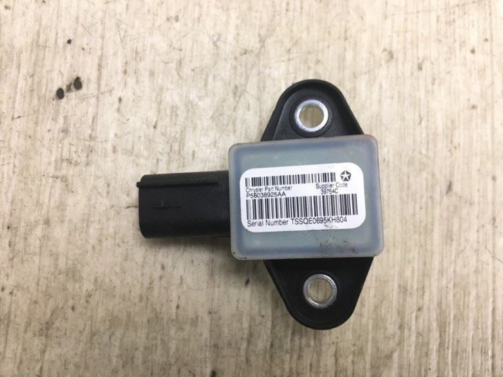 56038925AA | Датчик удара DODGE DART 12-16