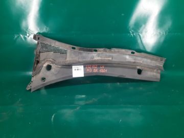 Пластик під лобове скло / Жабо лів. MAZDA 3 BK 03-08