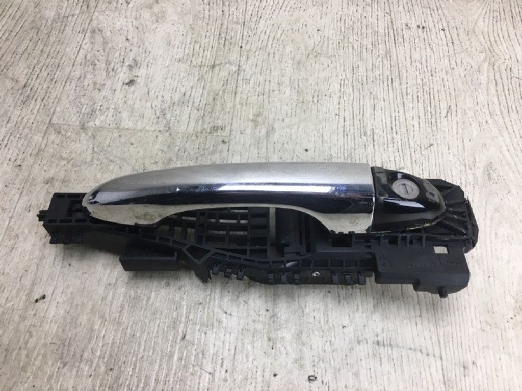 1SZ34KCLAD | Ручка двері зовнішня передн. лів. DODGE DART 12-16
