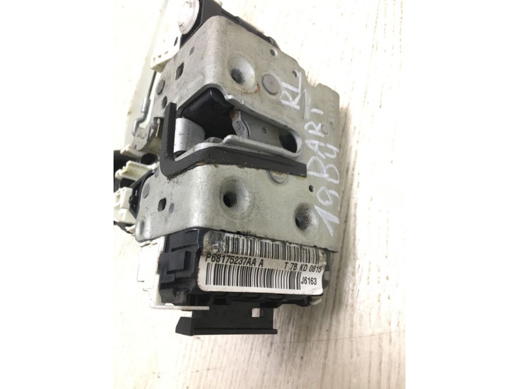 68175237AA | Замок двери задн. лев. DODGE DART 12-16 - Фото 3