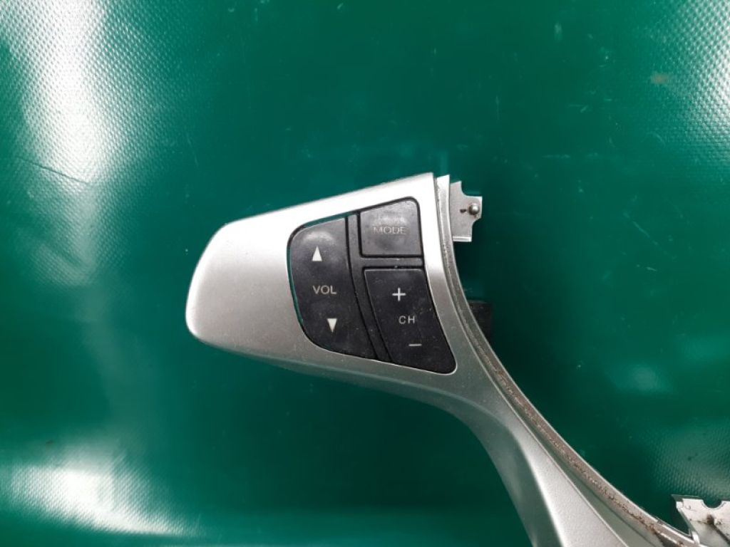 35880-STK-A01 | Кнопки руля ACURA RDX 06-12 - Фото 2