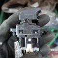 B32H-66-370 | Кнопка стеклоподъемника передн. прав. MAZDA 3 BK 03-08 - Превью 2
