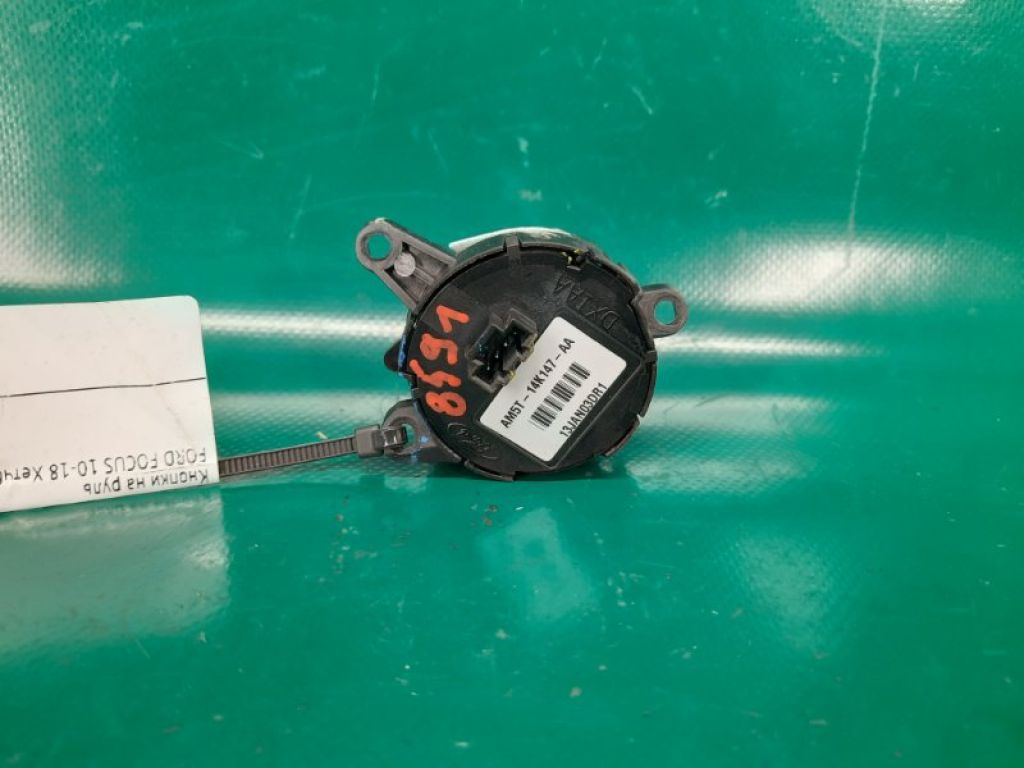 AM5Z-9C888-J | Кнопки на руль лев. FORD FOCUS 10-18 - Фото 2