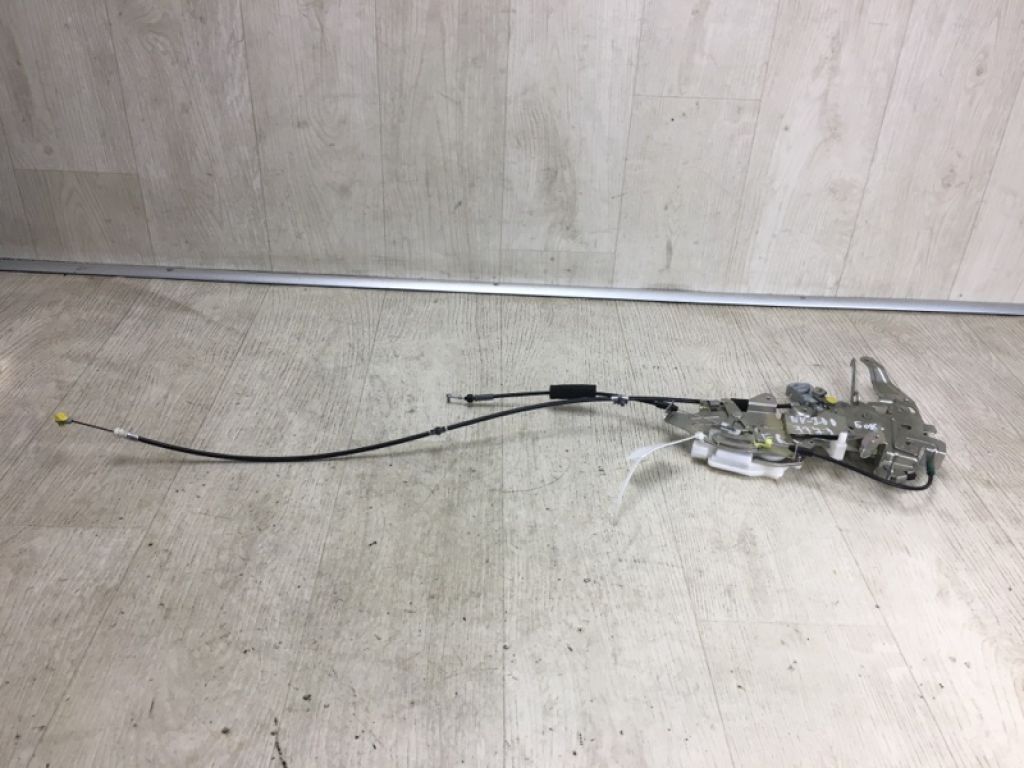 825043LM1D | Механизм замка двери сдвижной прав. NISSAN NV200 USA 13-