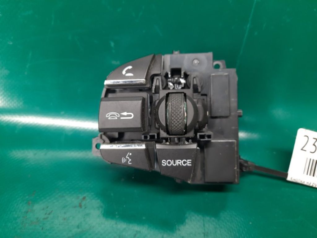 35880-TZ3-A01 | Кнопки руля лів. ACURA TLX 14-17